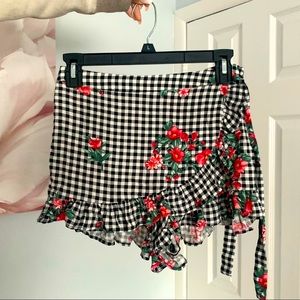 Forever 21 Floral Checkered Skort XS